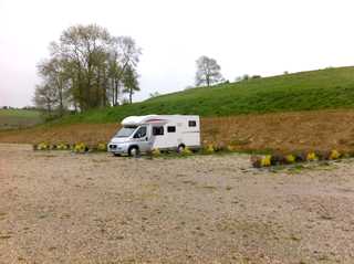 aire de saint langis lès mortagne