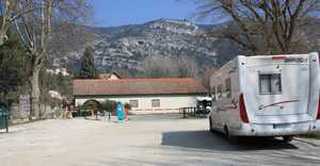 aire de fontaine de vaucluse 2