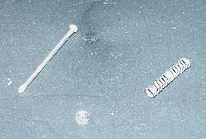 épingle et ressort pour actionner le micoswitch