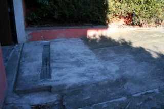 protection porte  à faux 3