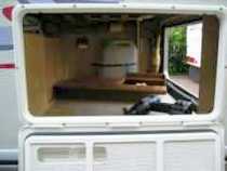 images de montage du portillon