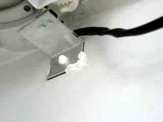 collage equerre fixation micro-rupteur